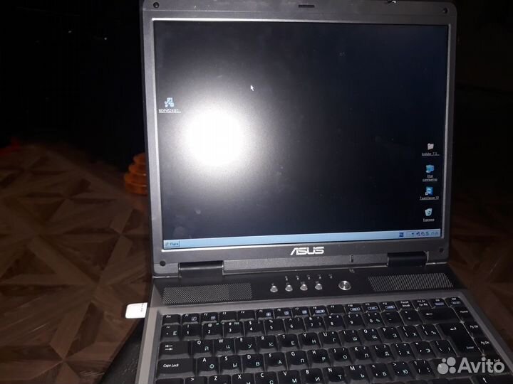 Продам ноутбук asus A9RP в хорошем состояние
