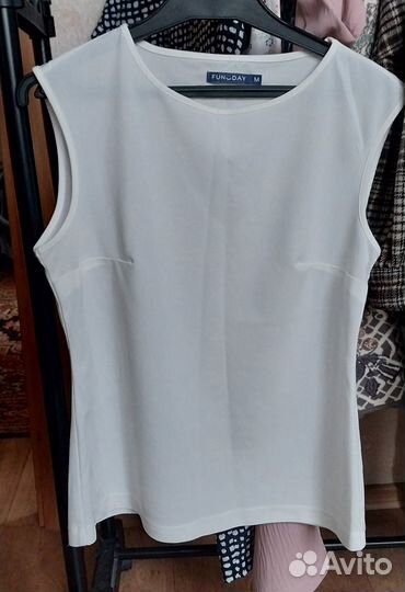 Одежда женская, 46 размер