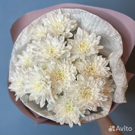 Букет белые кустовые хризантемы