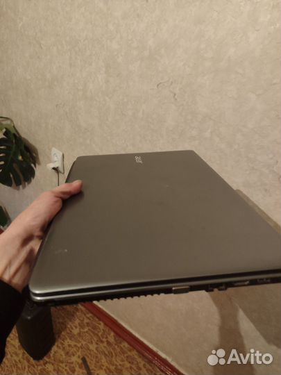 Acer aspire e1
