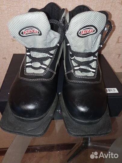 Лыжные ботинки 32 размер