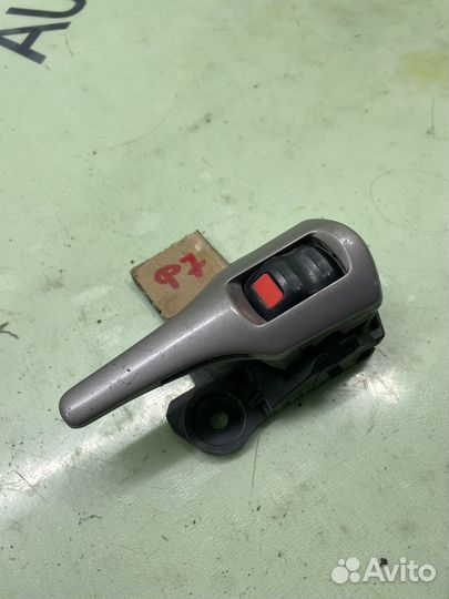 Ручка двери правая toyota corolla e15 150