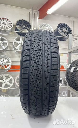 Pirelli Formula Ice FR 195/55 R16 91T