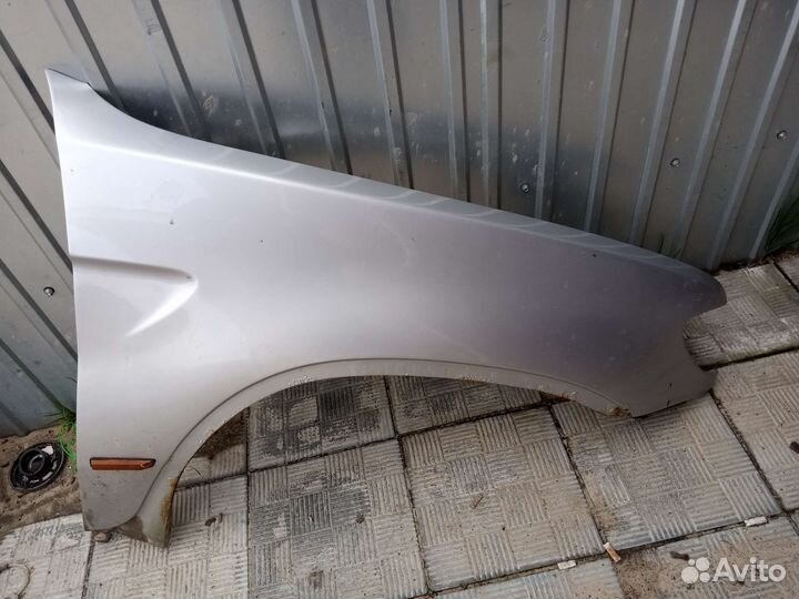 Крыло переднее правое, на бмв е53