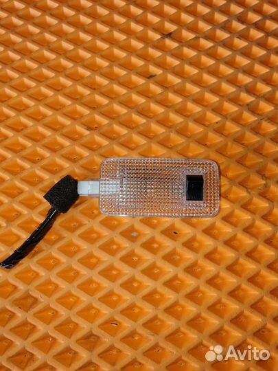 Плафон салонный Mazda 3