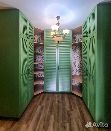 Жалюзийные двери и шкафы от производителя