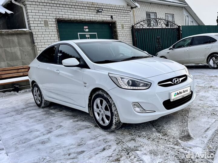 Hyundai Solaris 1.6 AT, 2014, 127 500 км