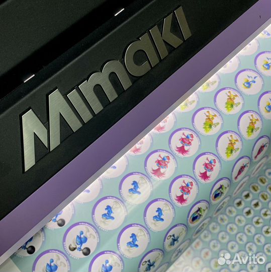 Печать наклеек / наклейки с контурной резкой