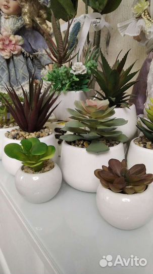 Кактус декоративный (искусственный, не живой)