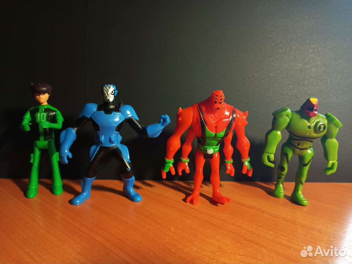 Фигурки Бен Тен