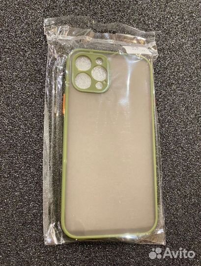 Чехол на iPhone 12