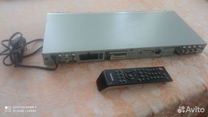 DVD-Плеер BBK DV 525 S караоке