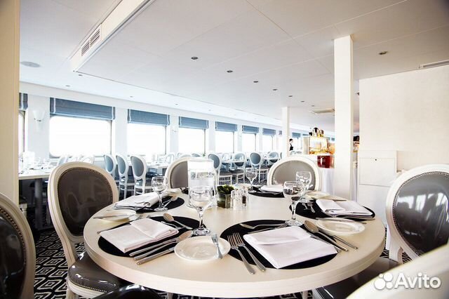 Официант на теплоход (с проживанием)