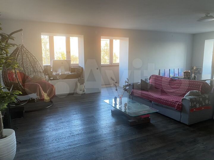 4-к. квартира, 117 м², 4/5 эт.