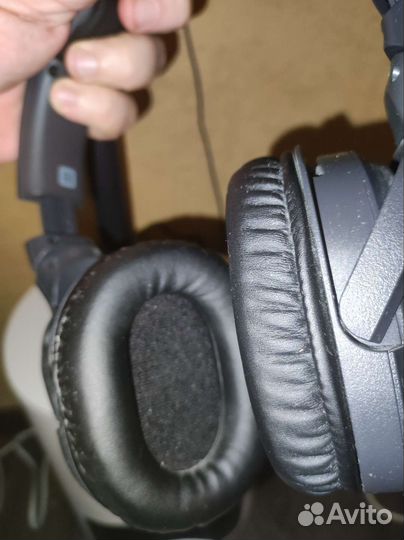 Беспроводные наушники Sony MDR-rf895rk