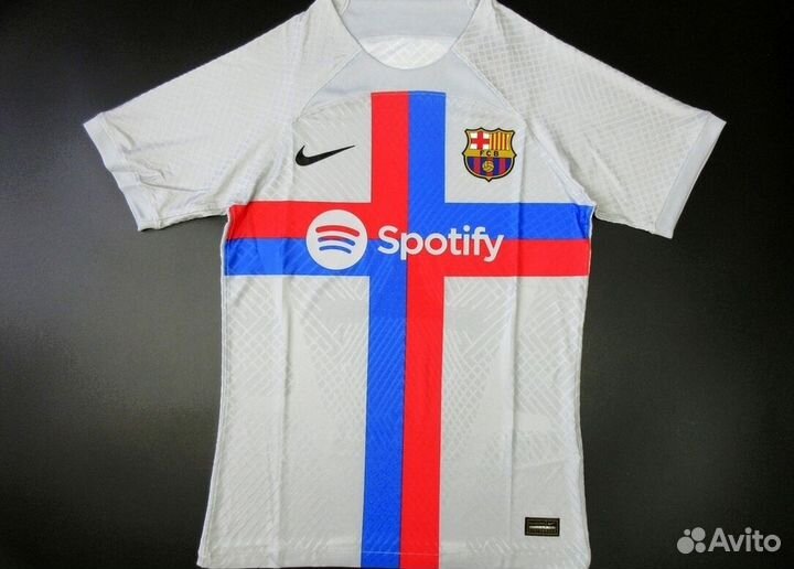 Форма третья гостевая Барселона сезон 23/24