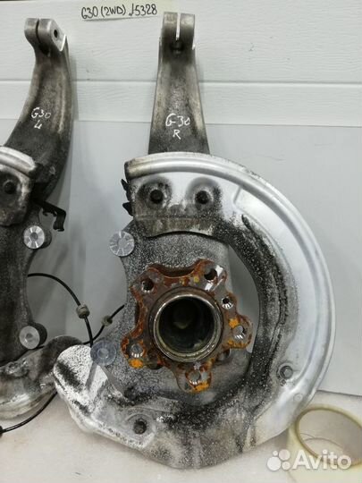 Кулак передний левый/правый BMW 5 G30