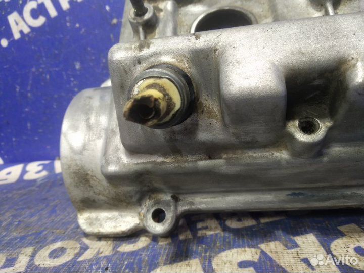 Клапанная крышка Toyota Camry Prominent 4VZ-FE