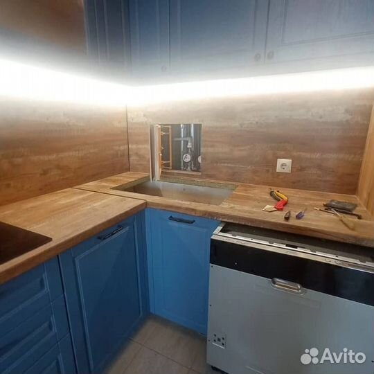 Кухня на заказ/Кухня с подсветкой