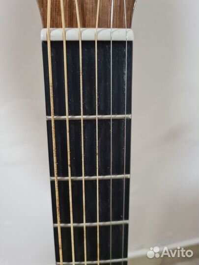 Акустическая гитара yamaha F600