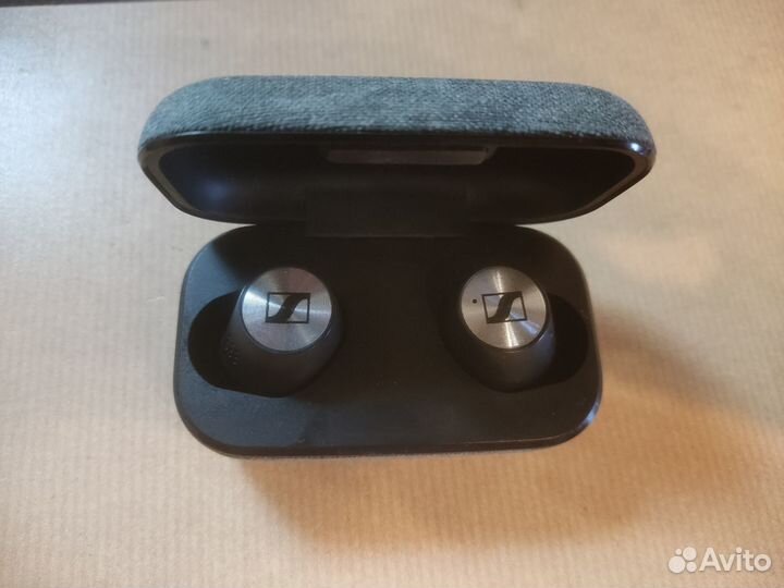 Беспроводные наушники Sennheiser TWS 2