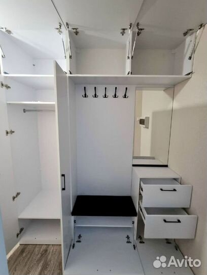 Шкаф стенка