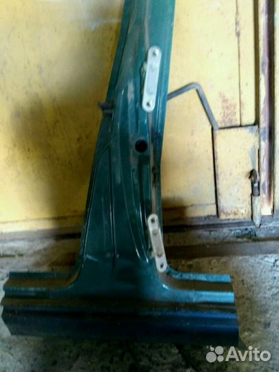 Стойка mercedes 190 w201