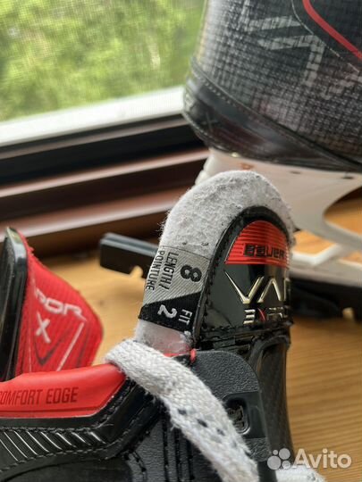 Коньки хоккейные профессиональные