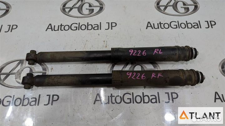 Амортизатор задний toyota prius