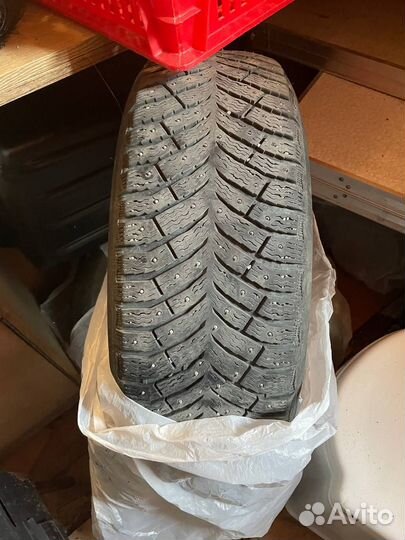 Michelin X-Ice North 4 SUV 235/60 R18 113T