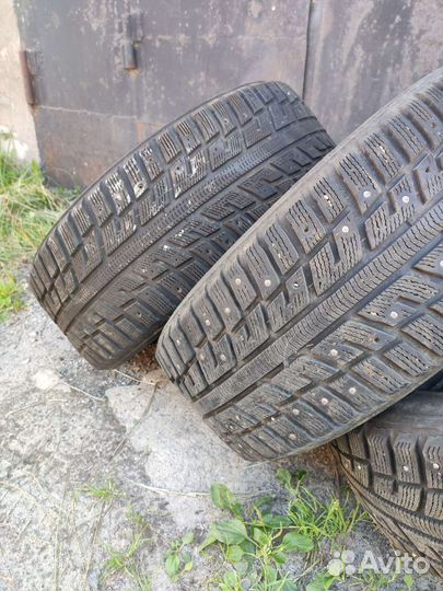 Kumho I'Zen KW22 215/50 R17 95T