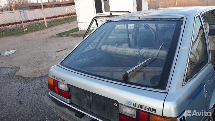 Крышка багажника nissan stanza