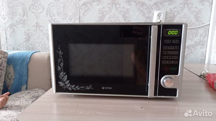 Микроловка печь vitek