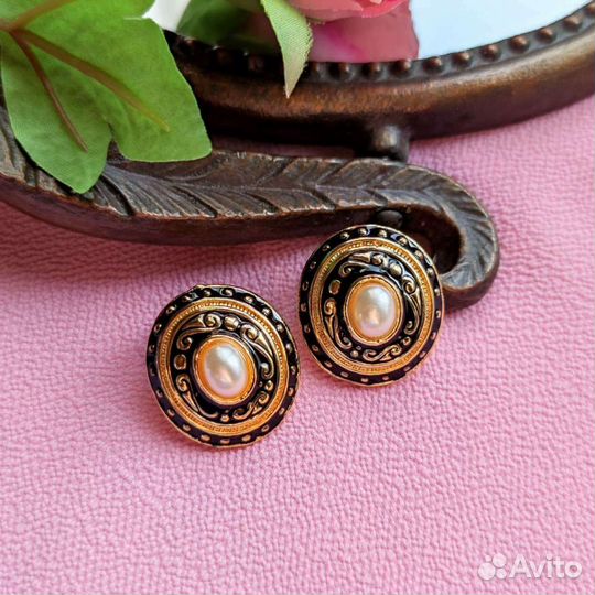 Клипсы и серьги винтажные. 25.06.23