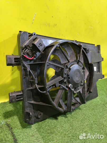 Диффузор с вентилятором в сборе LADA Granta FL 20