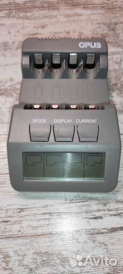 Зарядное устройство Opus BT-C700