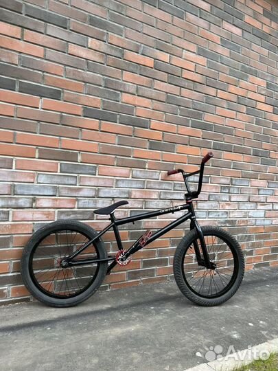 Трюковой велосипед bmx