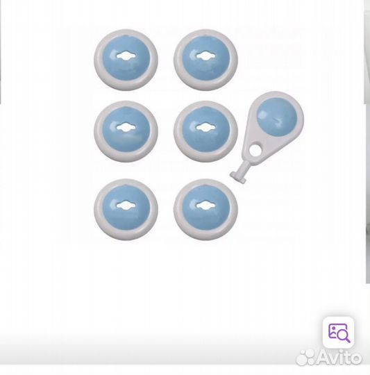 Набор заглушек в розетки + ключ