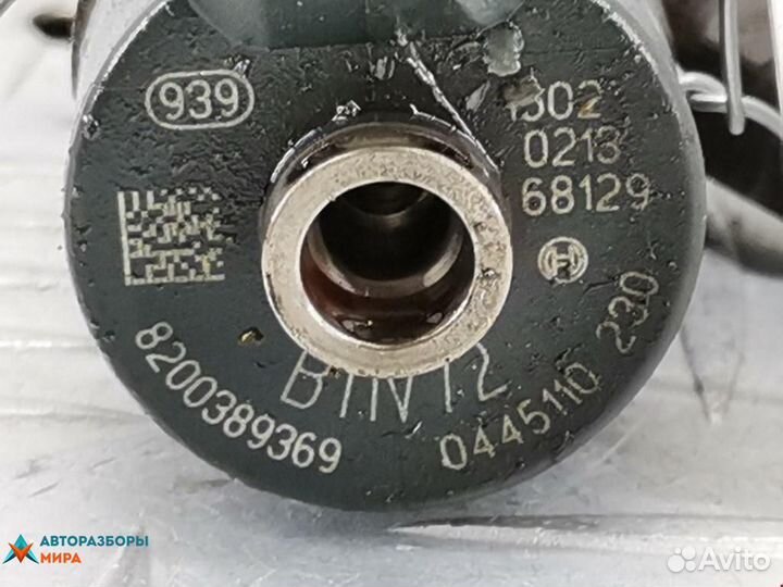 Форсунка Renault Laguna 2 рест. 2006 8200389369