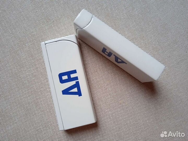 Да/Нет (Marlboro) зажигалка новая пьезо