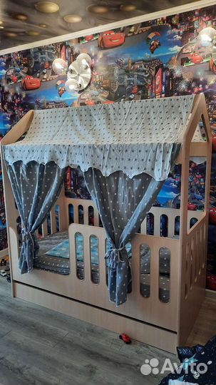 Детская кровать от 3 лет с матрасом бу