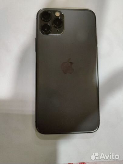 iPhone 11 Pro, 64 ГБ