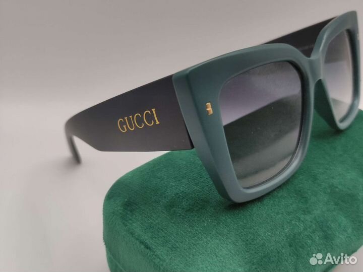 Солнцезащитные женские очки Gucci