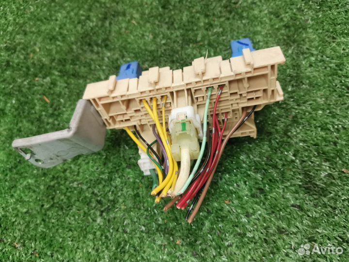 Блок предохранителей салонный Nissan Qashqai 1.6