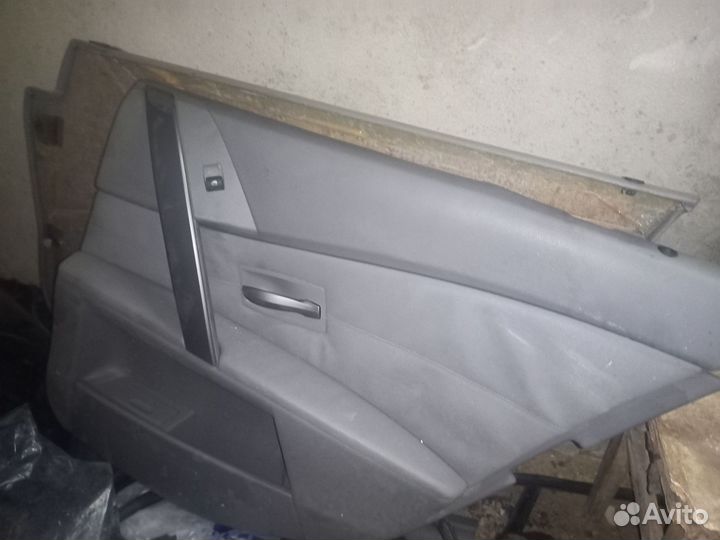 Обшивки дверей на bmw 5 e60/e61