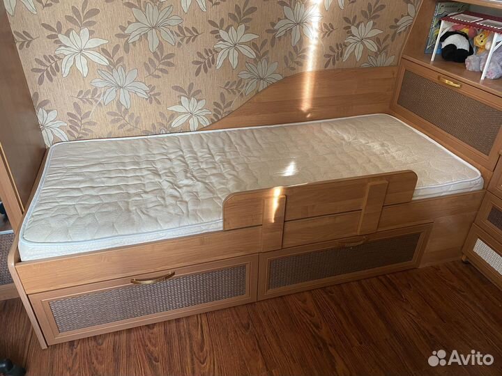 Кровать детская