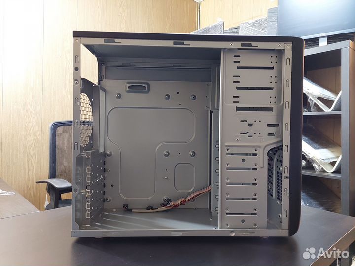 Корпус системного блока Inwin 100 штук