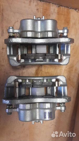 4814009152 Суппорт тормозной передний правый