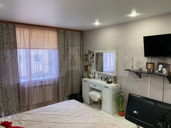 2-к. квартира, 44 м², 3/3 эт.