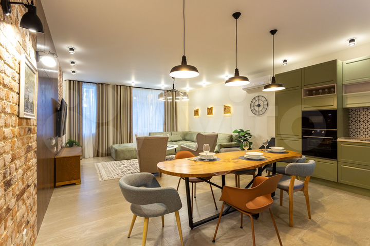 Дом 205 м² на участке 2 сот.